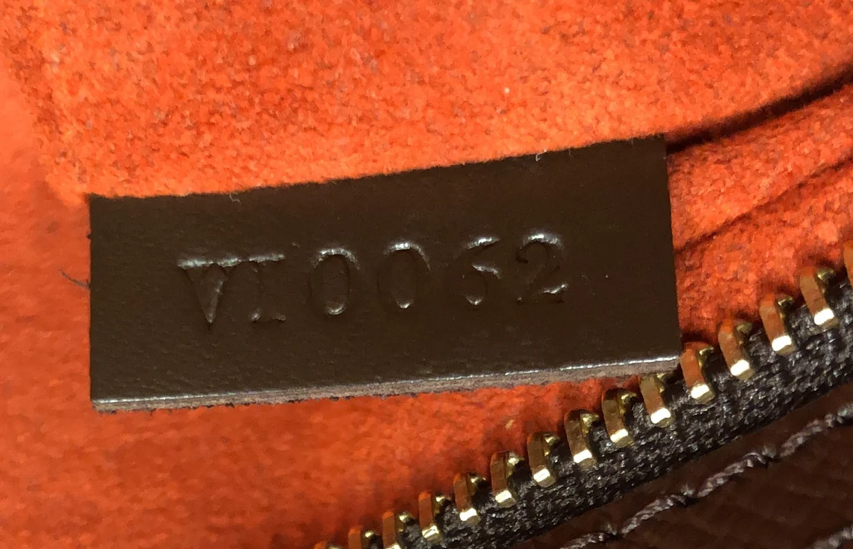 Brera Handbag Damier - Deep Luxury