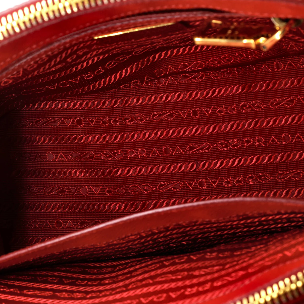 Galleria Double Zip Tote Saffiano Leather Small - Deep Luxury