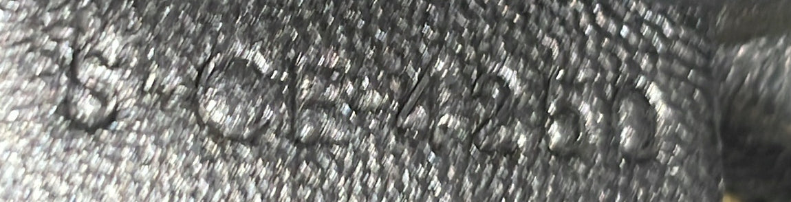 Triomphe Shoulder Bag Triomphe Canvas Medium - Deep Luxury