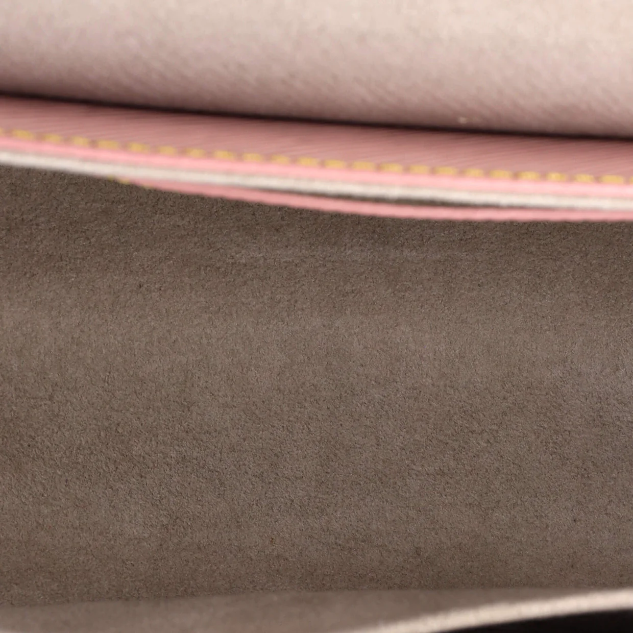 Twist Handbag Epi Leather MM - Deep Luxury