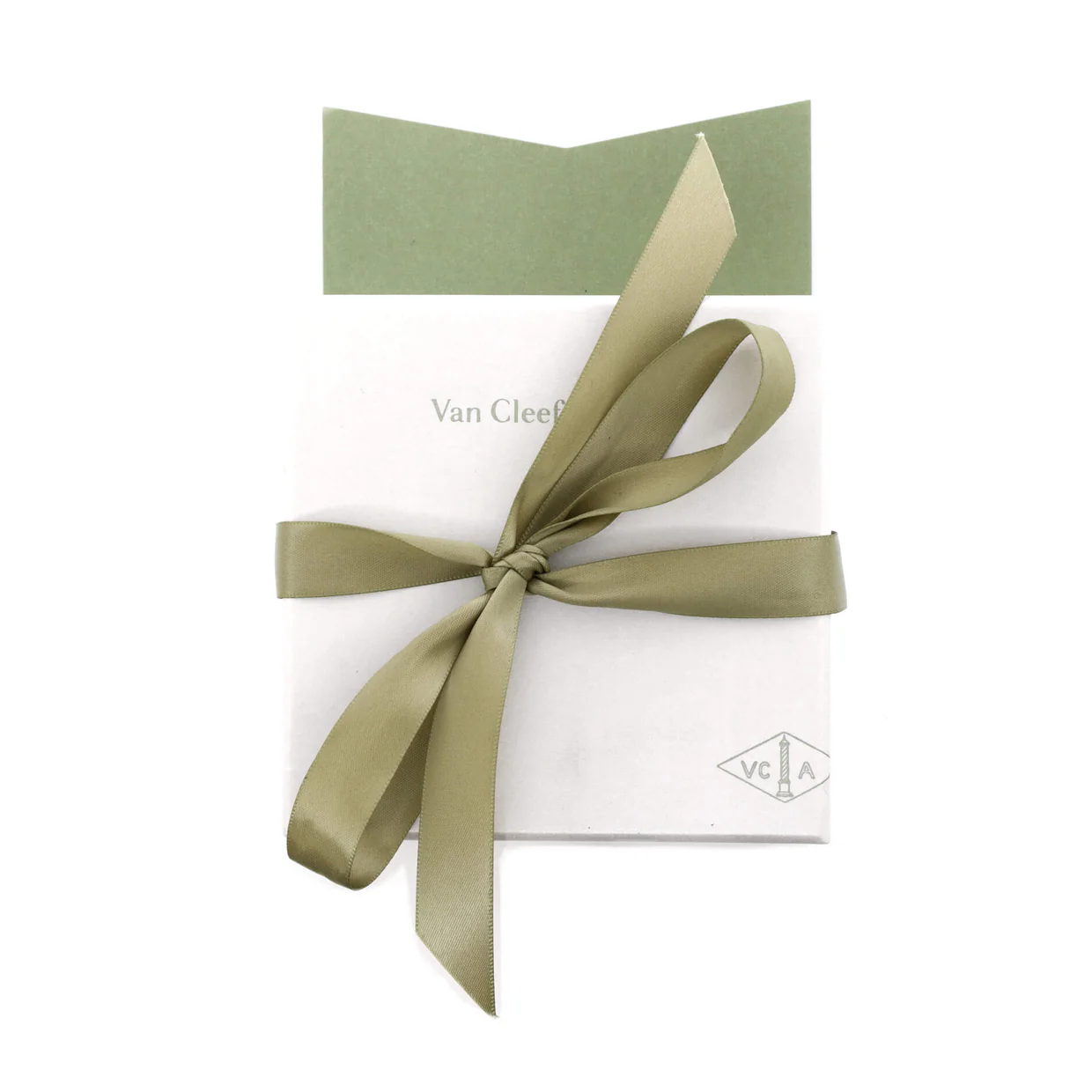 Vintage Alhambra Pendant Necklace 18K Yellow Gold and Malachite - Deep Luxury