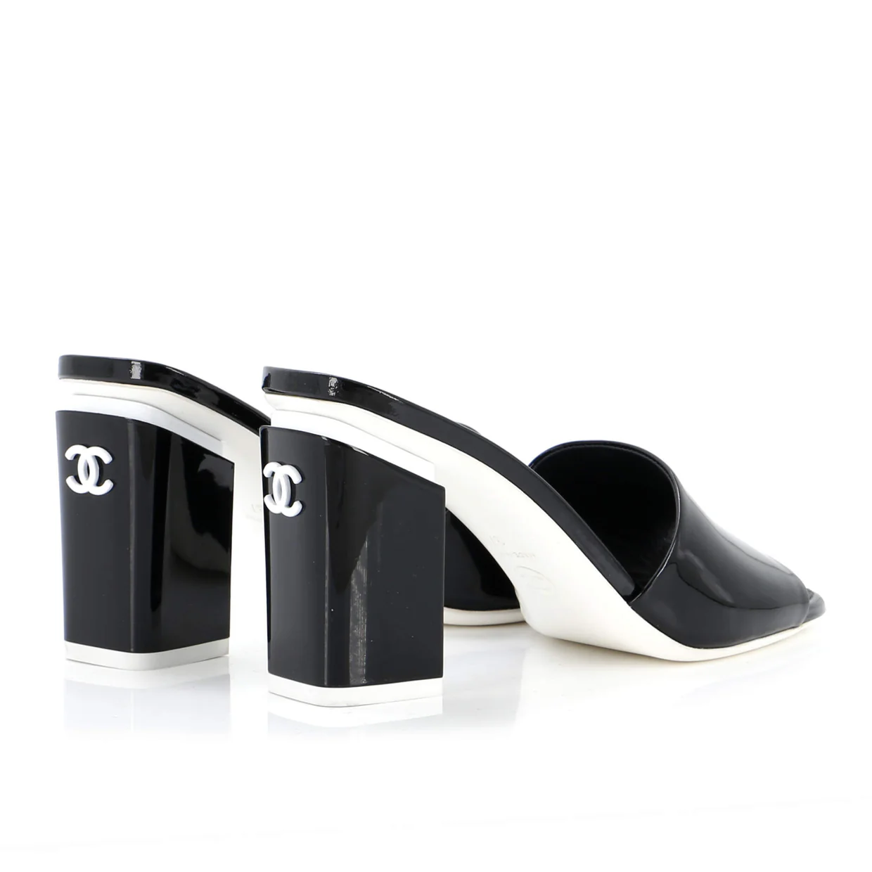 Women's CC Block Heeled Mule Sandals Patent - Deep Luxury
