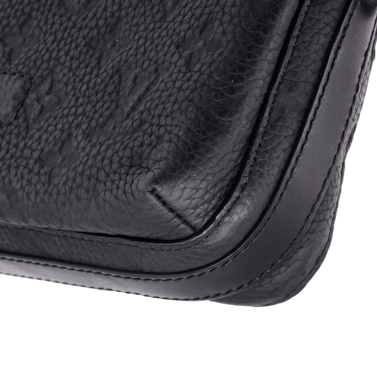 Steamer Messenger Bag Monogram Taurillon Leather - Deep Luxury