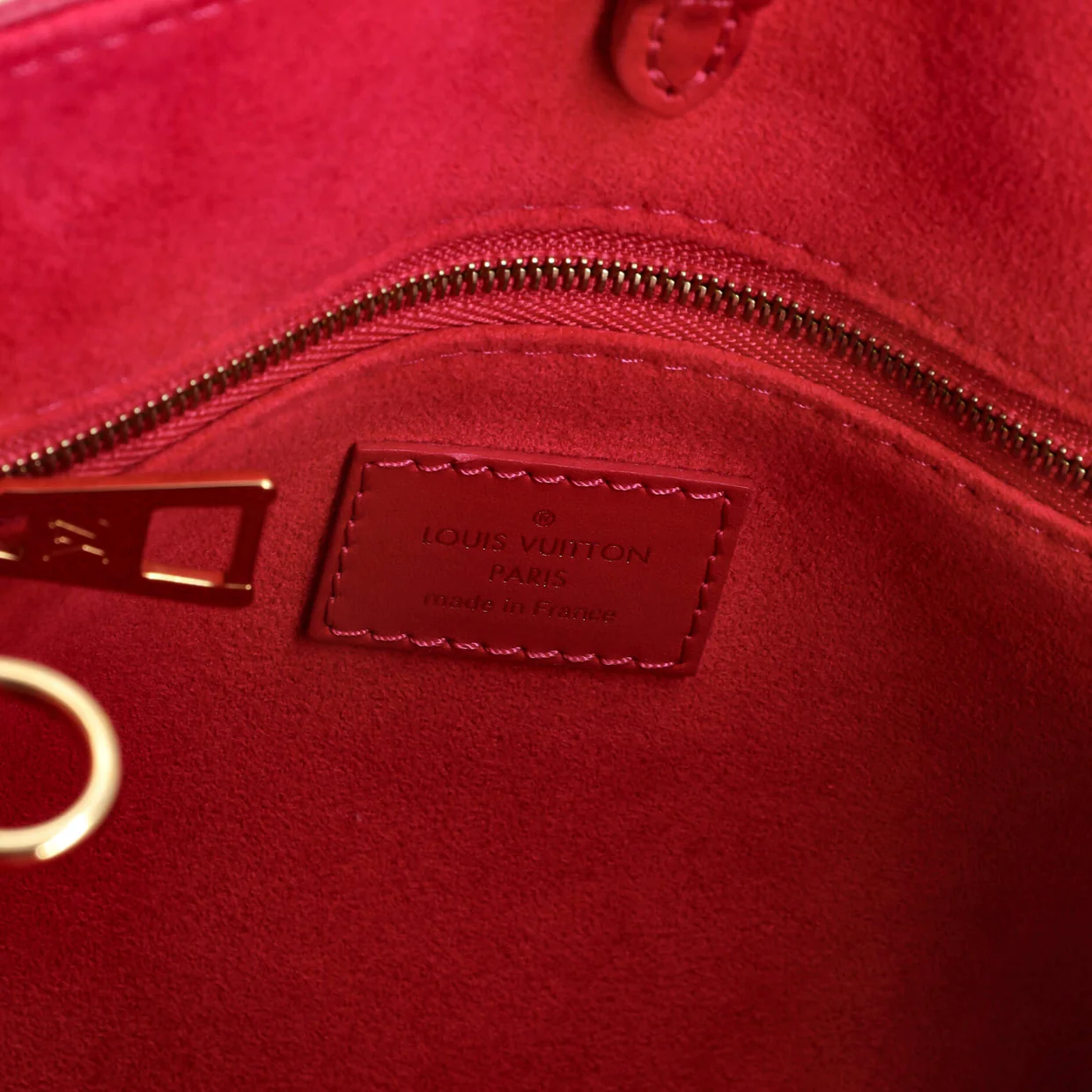 OnTheGo Tote Monogram Empreinte Giant PM - Deep Luxury