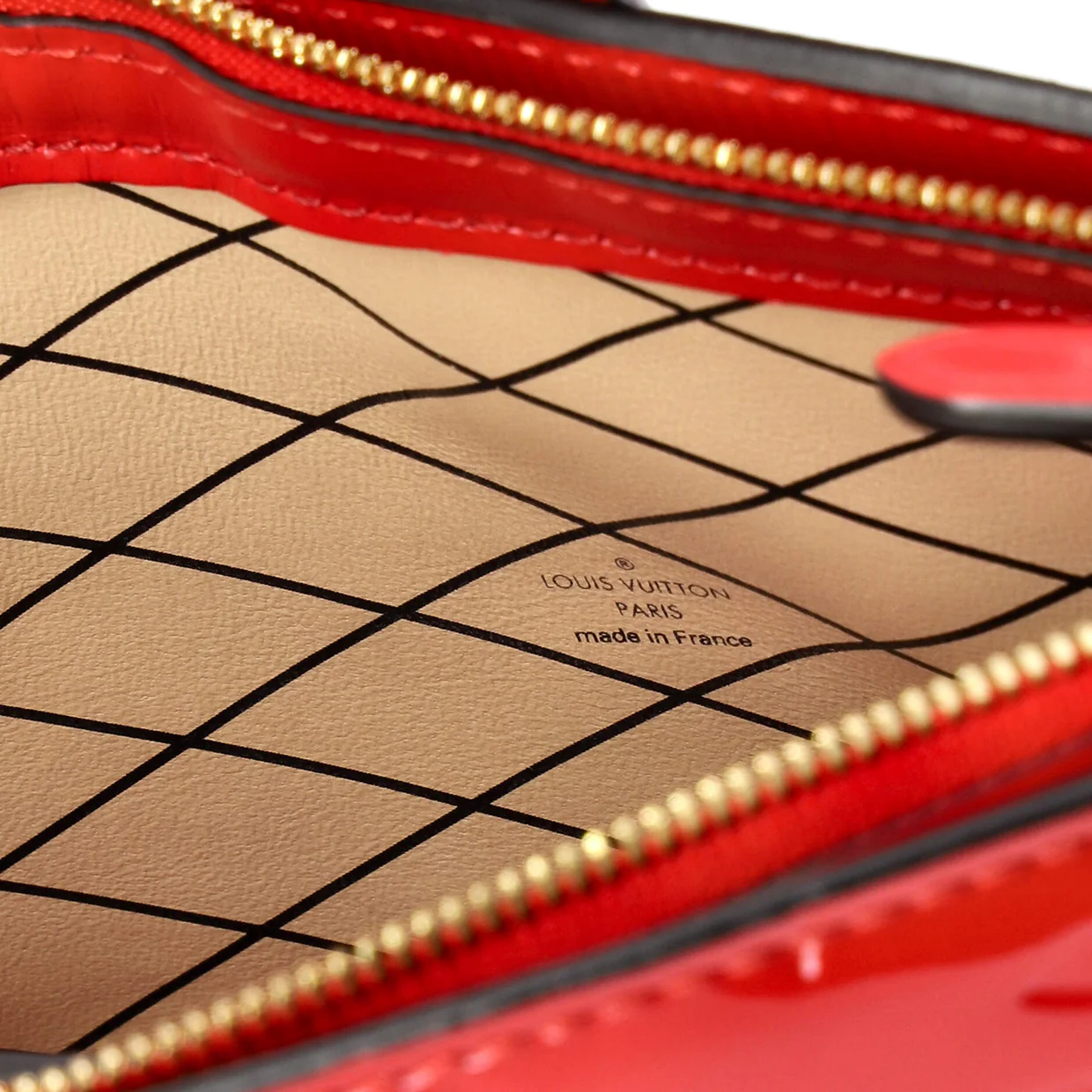 Trunk Clutch Vernis - Deep Luxury