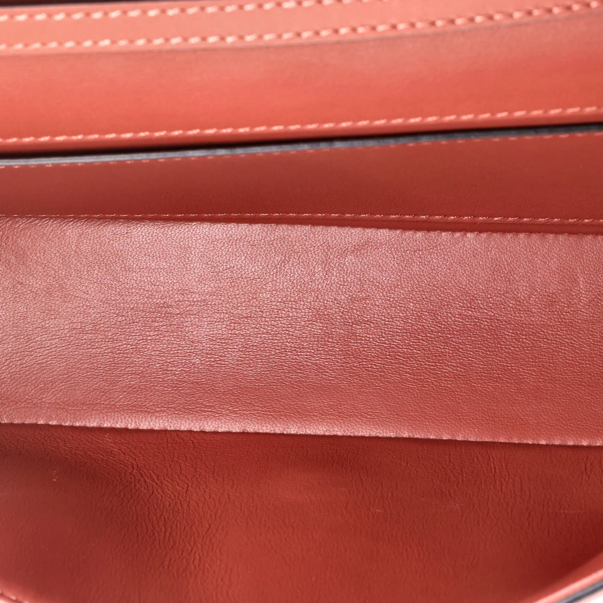 VLogo Loco Flap Shoulder Bag Leather Medium - Deep Luxury