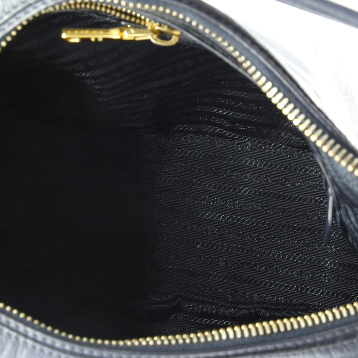 Zip Top Hobo Vitello Daino Medium - Deep Luxury