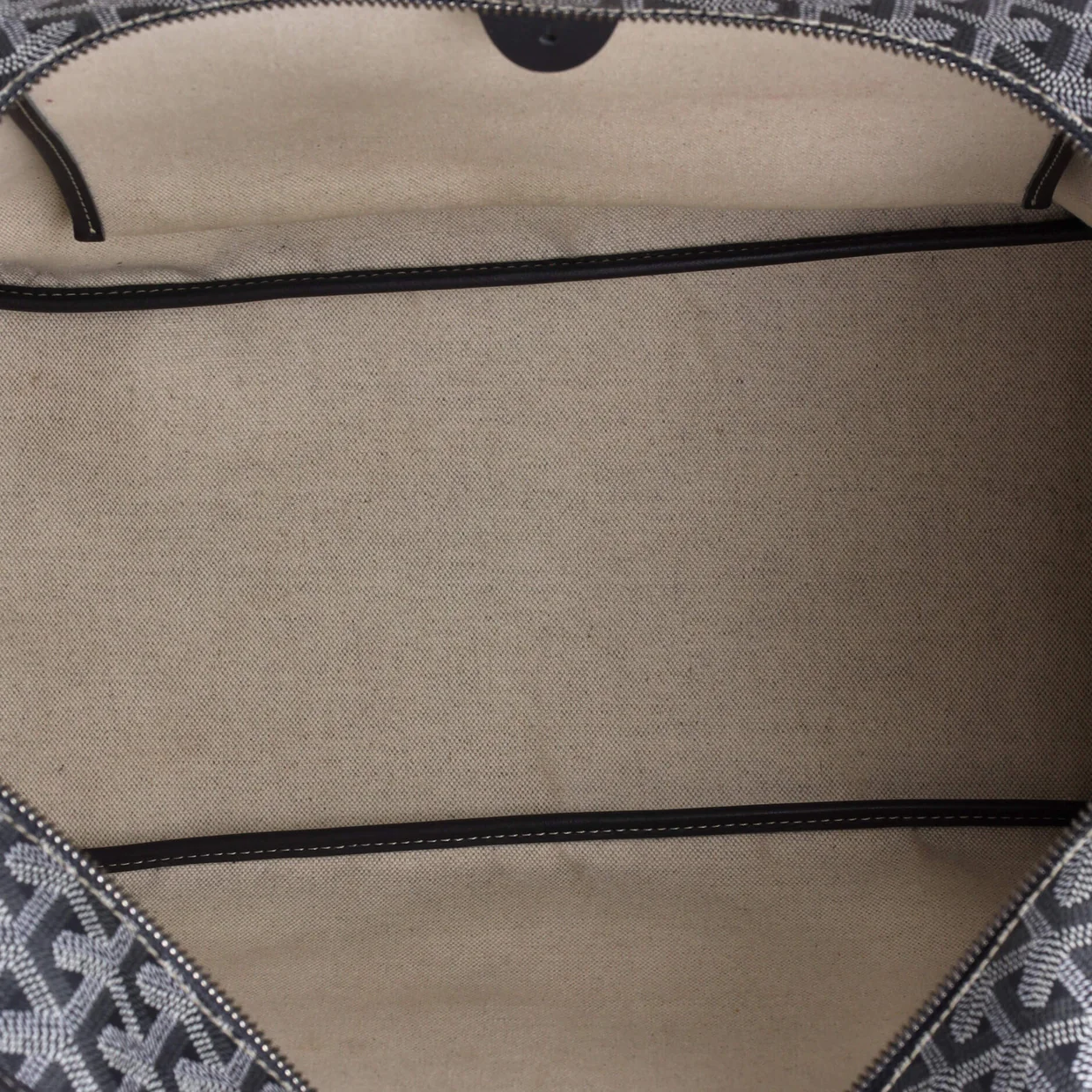 Artois Tote Coated Canvas MM - Deep Luxury