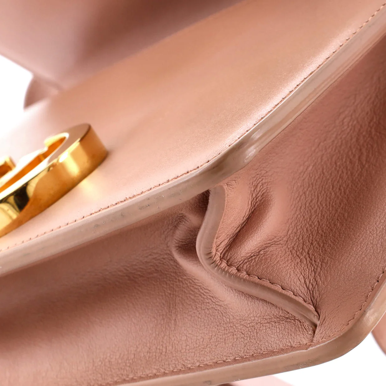 30 Montaigne Flap Bag Leather - Deep Luxury
