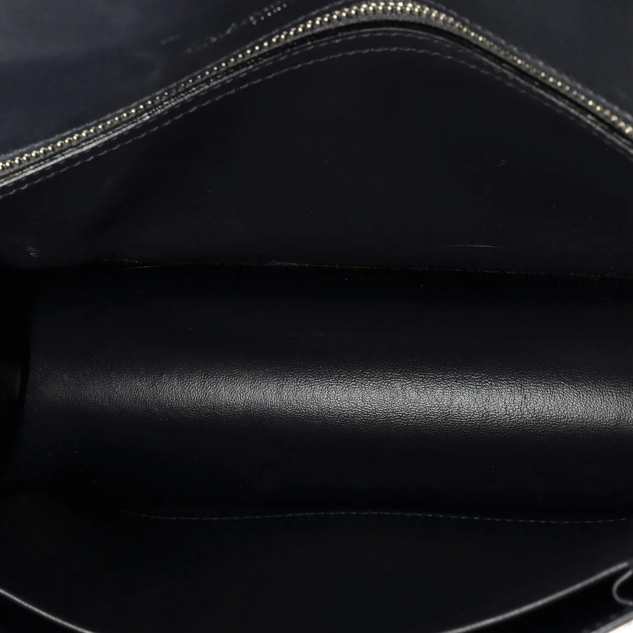 Diorama Flap Bag Cannage Embossed Calfskin Medium - Deep Luxury