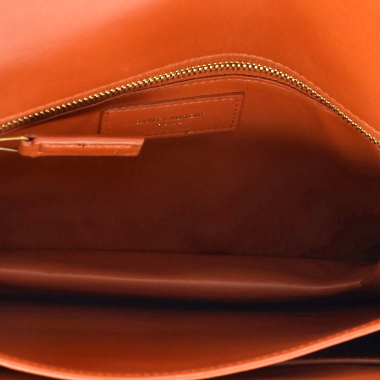 Le Maillon Shoulder Bag Leather Medium - Deep Luxury