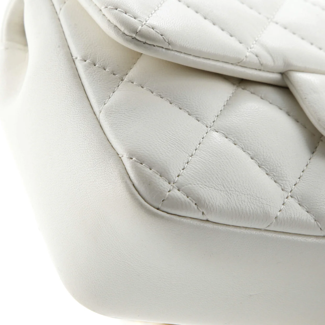 Heart Charms Flap Bag Quilted Lambskin Mini - Deep Luxury