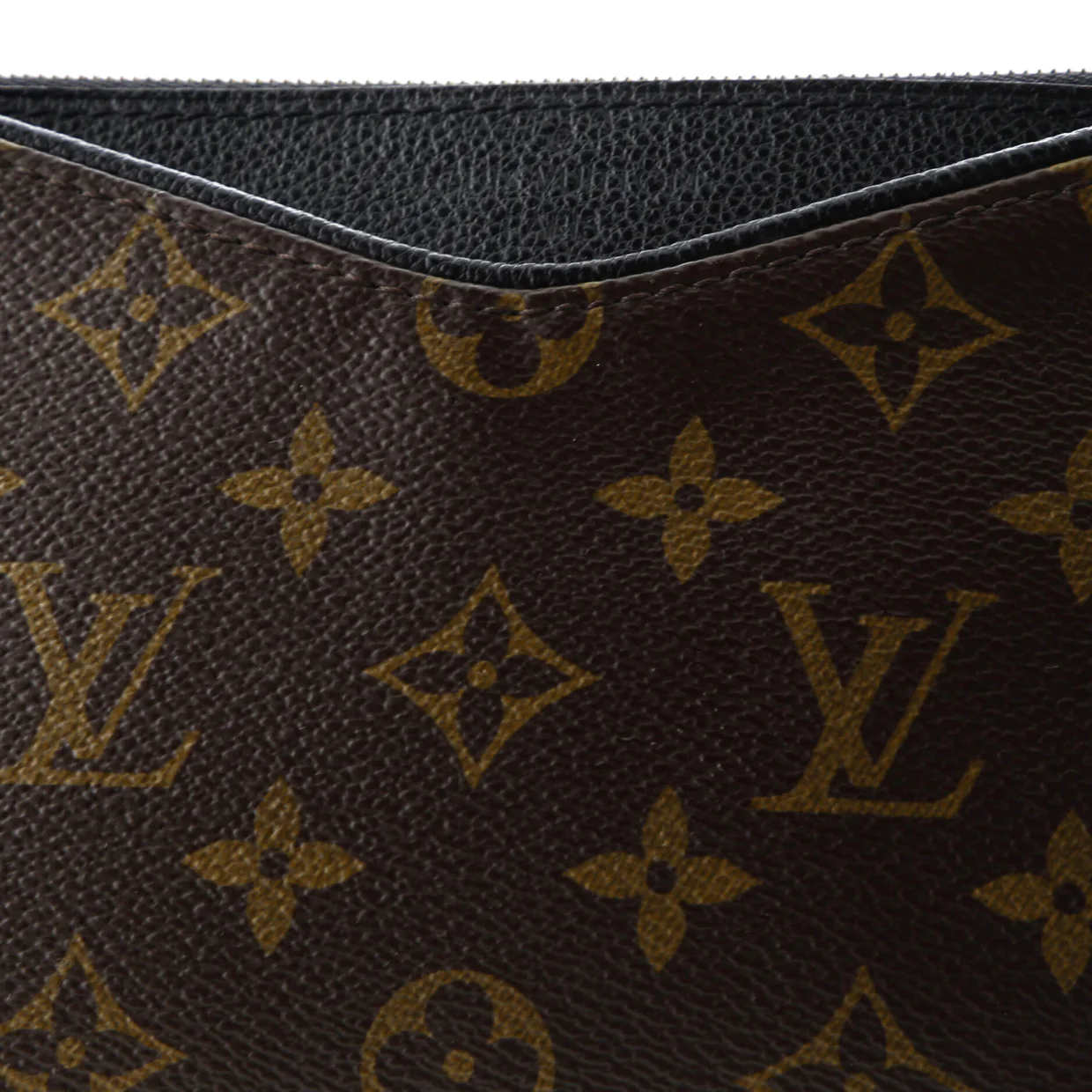 Pallas Clutch Monogram Canvas with Leather - Deep Luxury