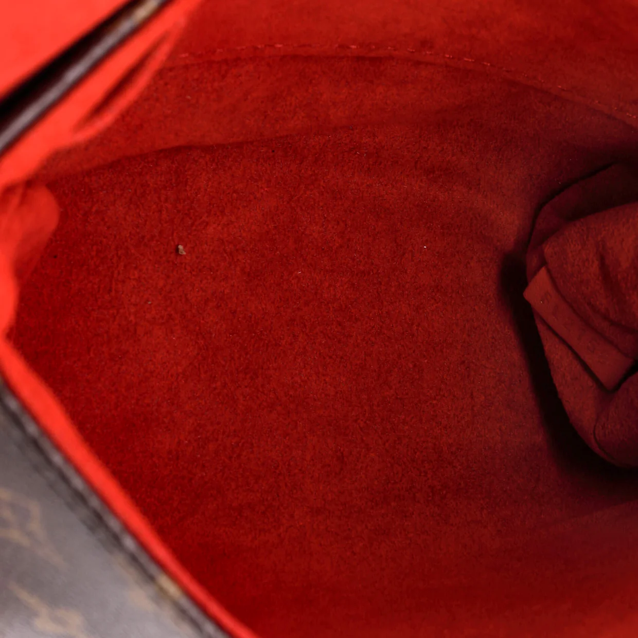 Locky Handbag Monogram Canvas with Leather BB - Deep Luxury