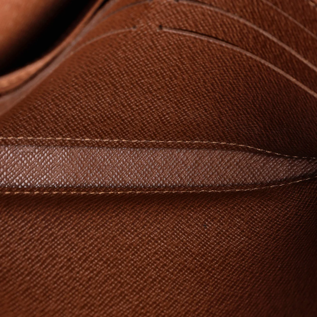 Sarah Wallet NM Monogram Canvas - Deep Luxury