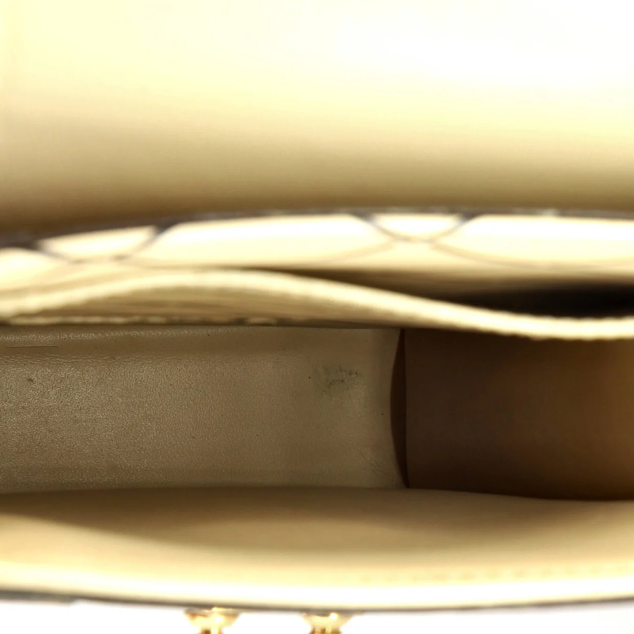 Vertical Trunk Pochette Reverse Monogram Canvas - Deep Luxury