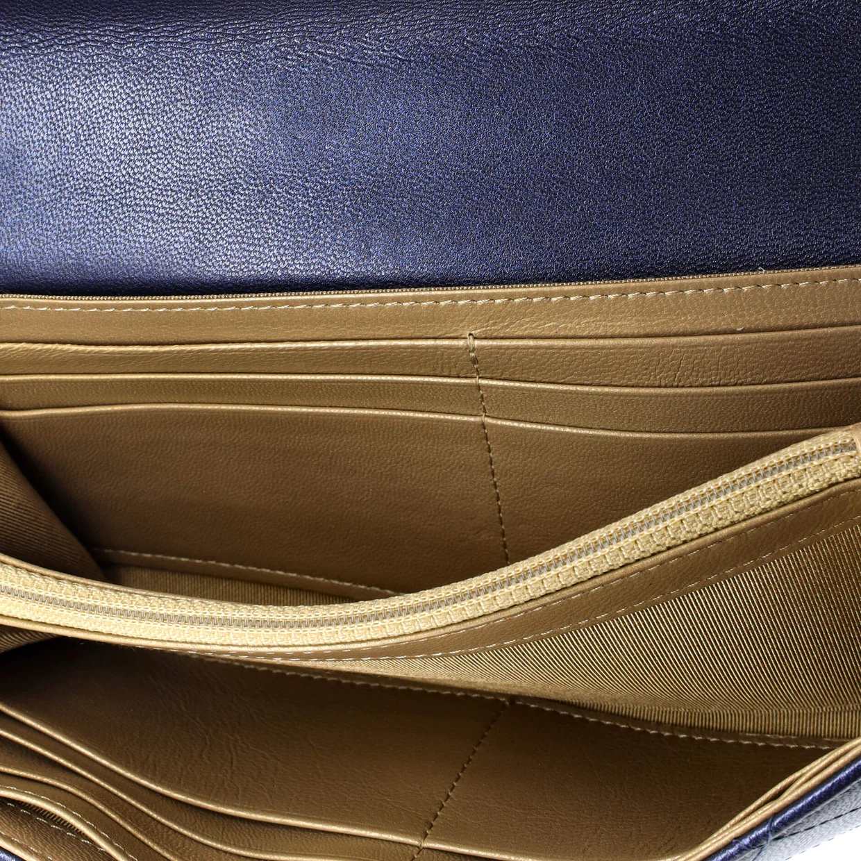 Chic Pearls Clutch with Chain Quilted Goatskin - Deep Luxury