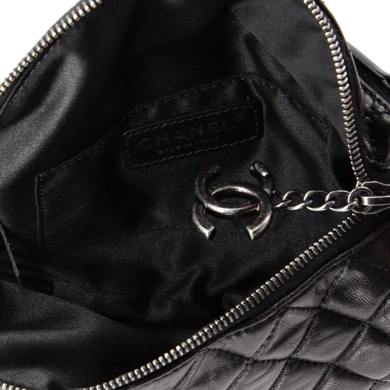 Banane Waist Bag Quilted Leather - Deep Luxury