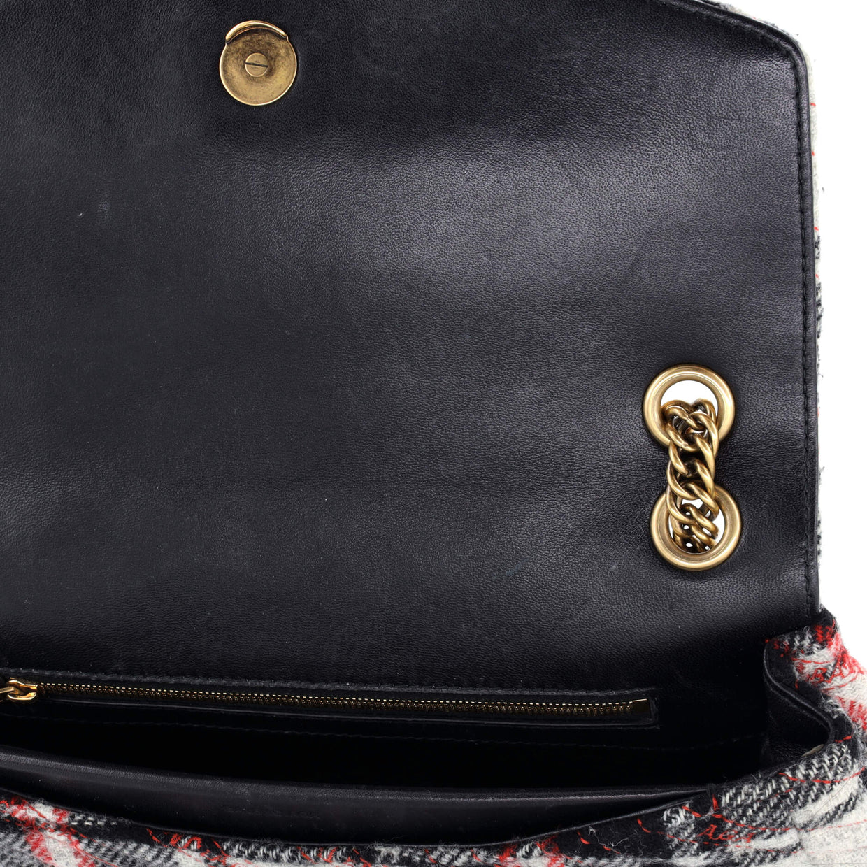 BB Chain Round Shoulder Bag Quilted Wool Medium - Deep Luxury