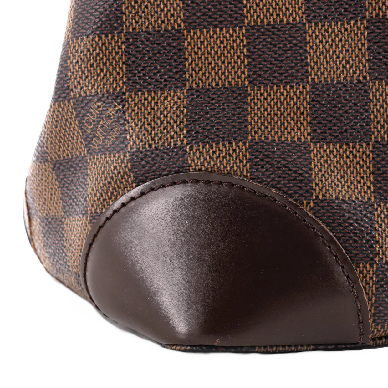 Hampstead Handbag Damier PM - Deep Luxury