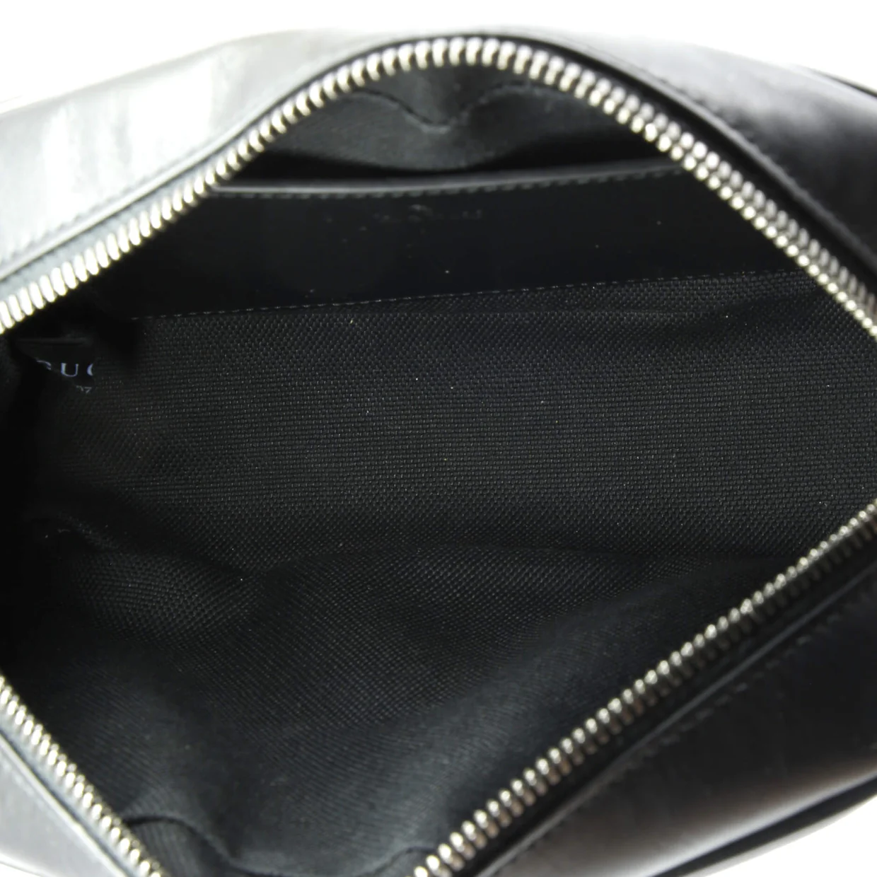 GG Marmont Shoulder Bag Matelasse Leather Medium - Deep Luxury