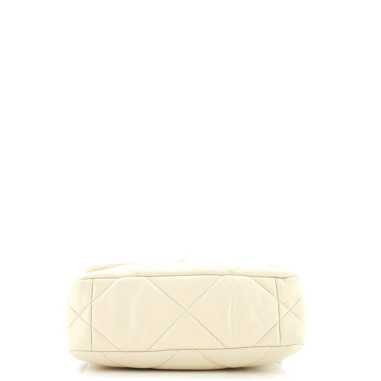 19 Flap Bag Quilted Leather Medium - Deep Luxury