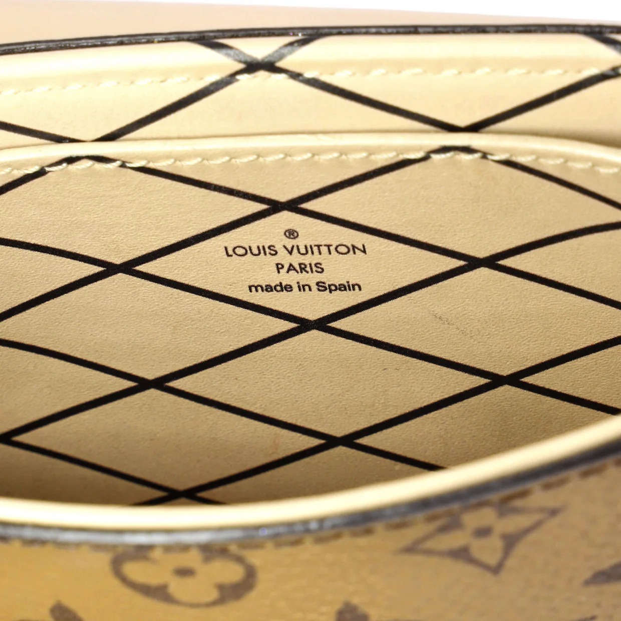 Vertical Trunk Pochette Reverse Monogram Canvas - Deep Luxury