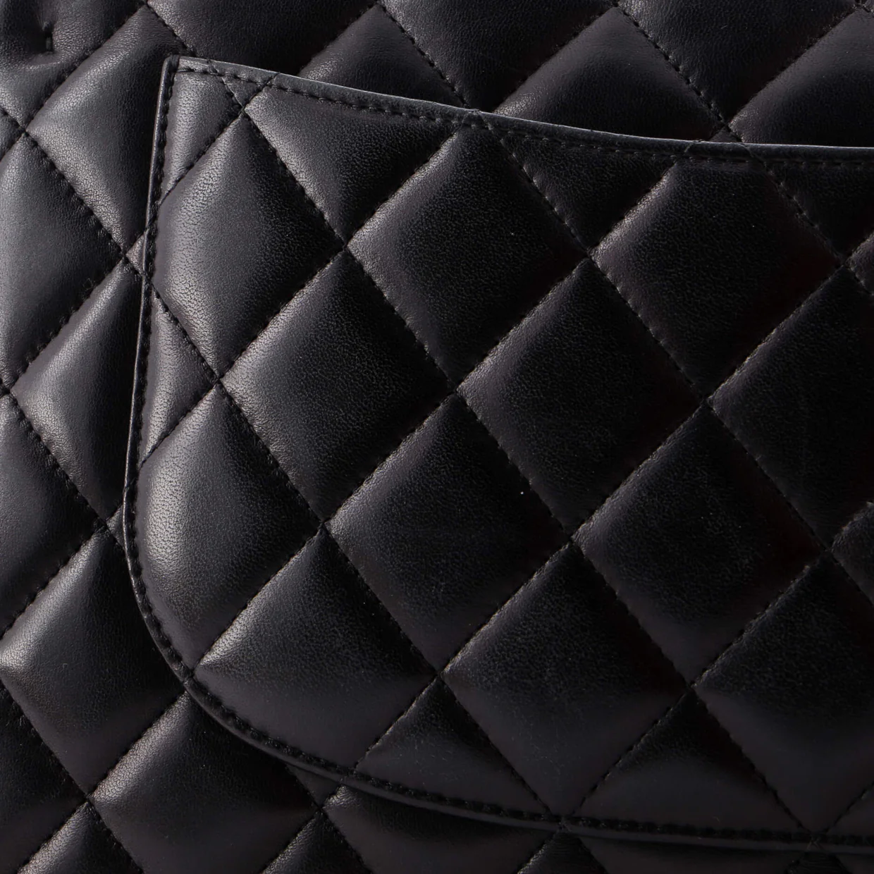 Classic Double Flap Bag Quilted Lambskin Jumbo - Deep Luxury
