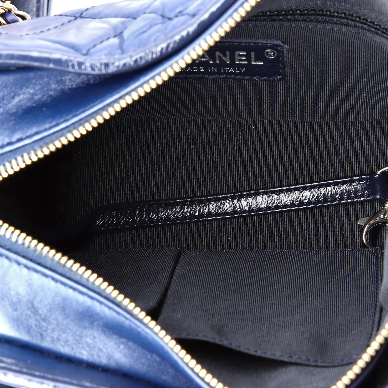 Gabrielle Hobo Quilted Aged Calfskin Small - Deep Luxury