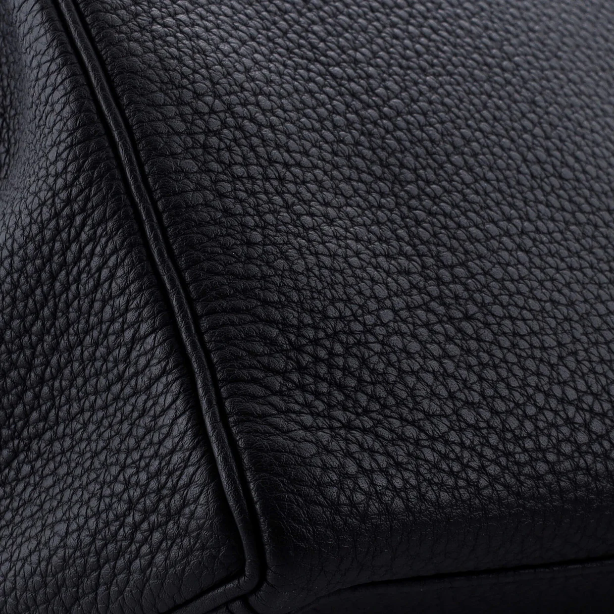 Kelly Handbag Noir Togo with Gold Hardware 28 - Deep Luxury