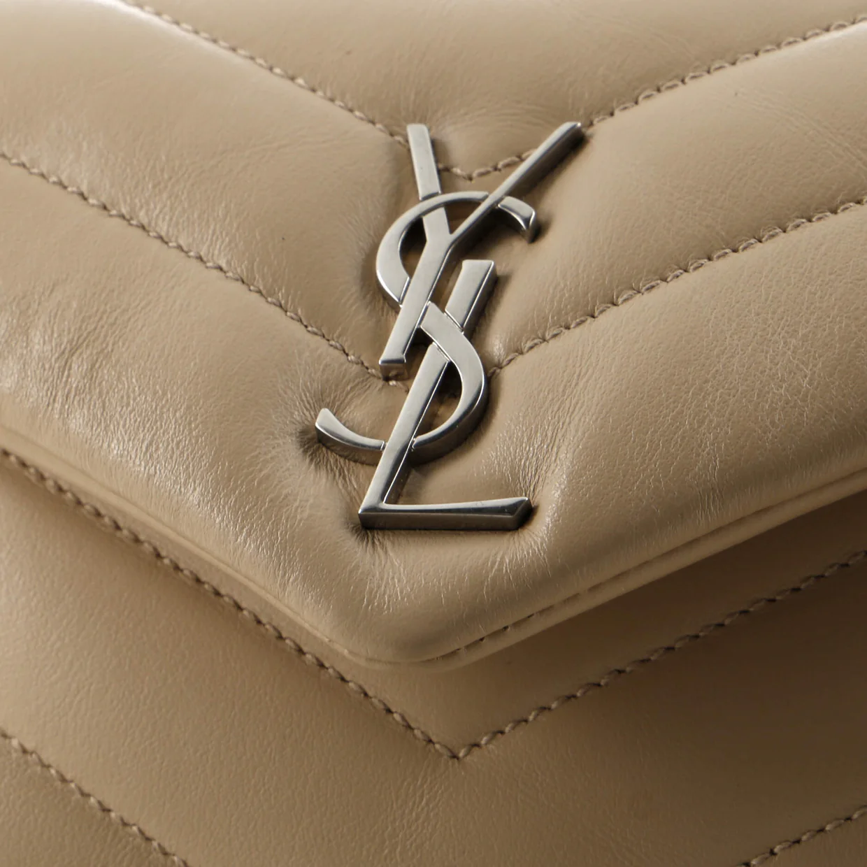 Loulou Shoulder Bag Matelasse Chevron Leather Toy - Deep Luxury