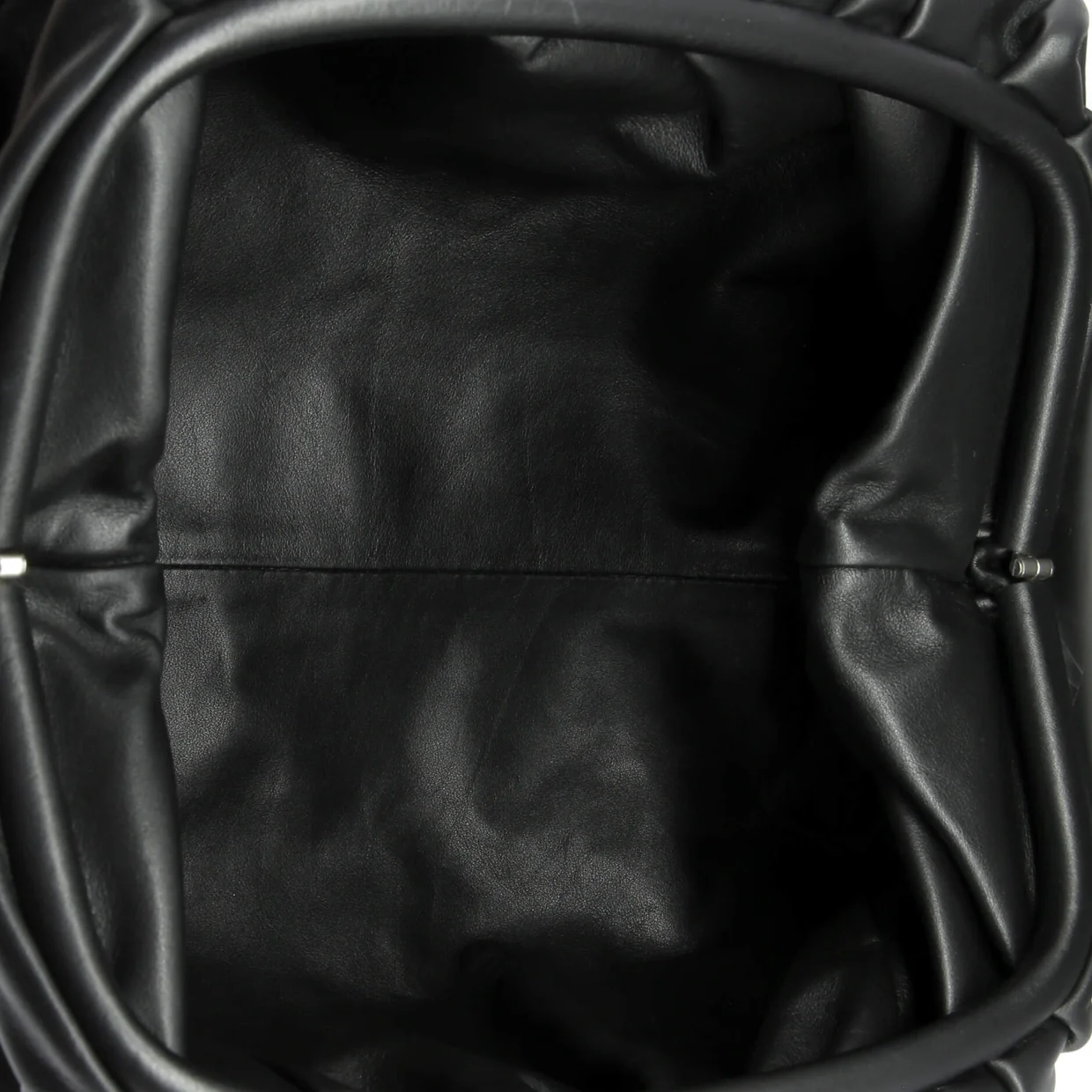 The Pouch Leather - Deep Luxury