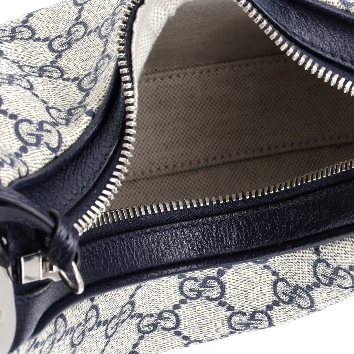 Attache Shoulder Bag GG Coated Canvas Small - Deep Luxury