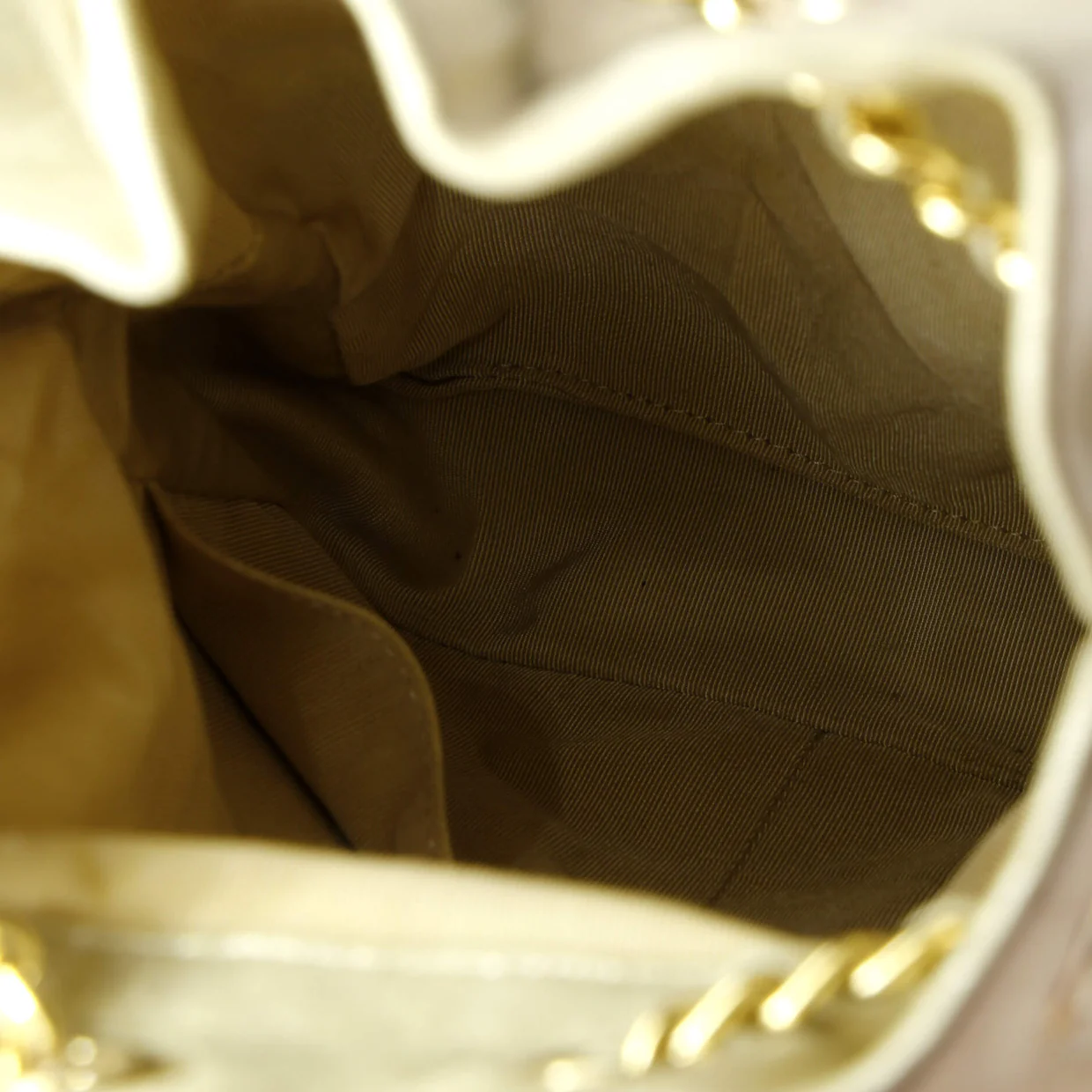 Backpack In Seoul Metallic Lambskin Small - Deep Luxury