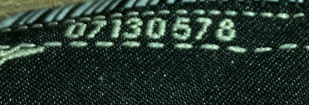 Touch Shoulder Bag Leather - Deep Luxury