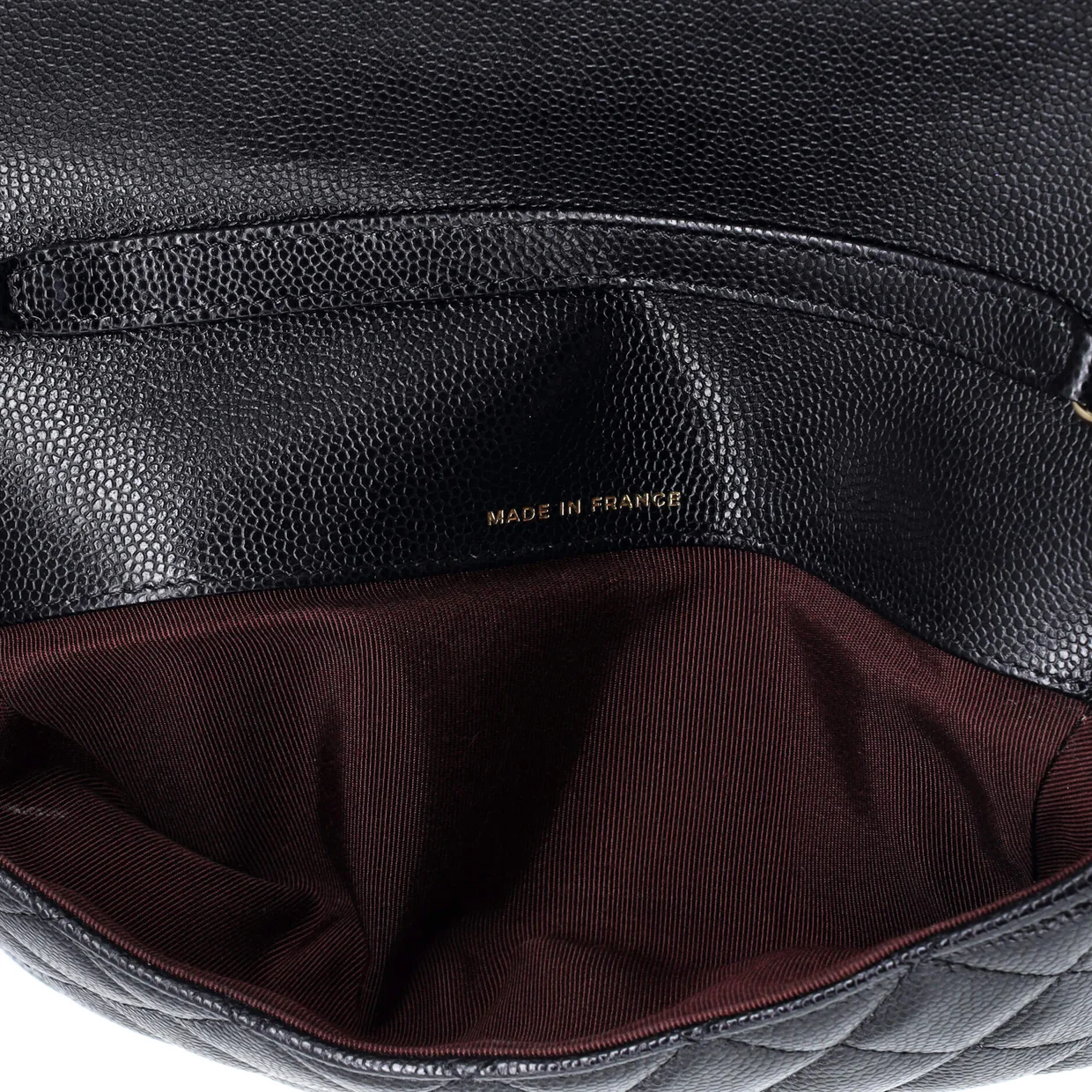 Classic Sunglasses Case with Chain Quilted Caviar - Deep Luxury