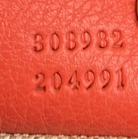 Soho Chain Strap Shoulder Bag Leather Medium - Deep Luxury