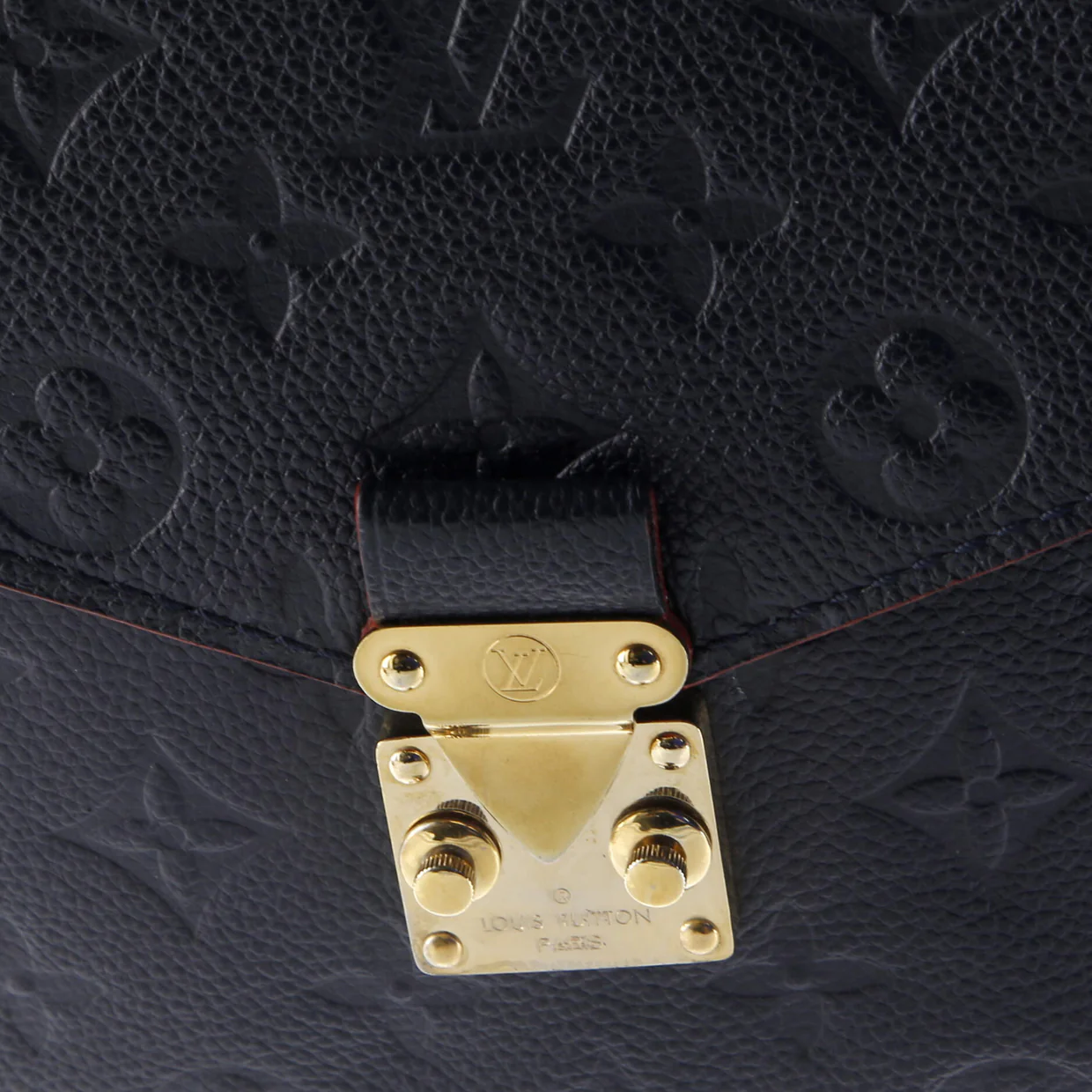 Pochette Metis Monogram Empreinte Leather - Deep Luxury