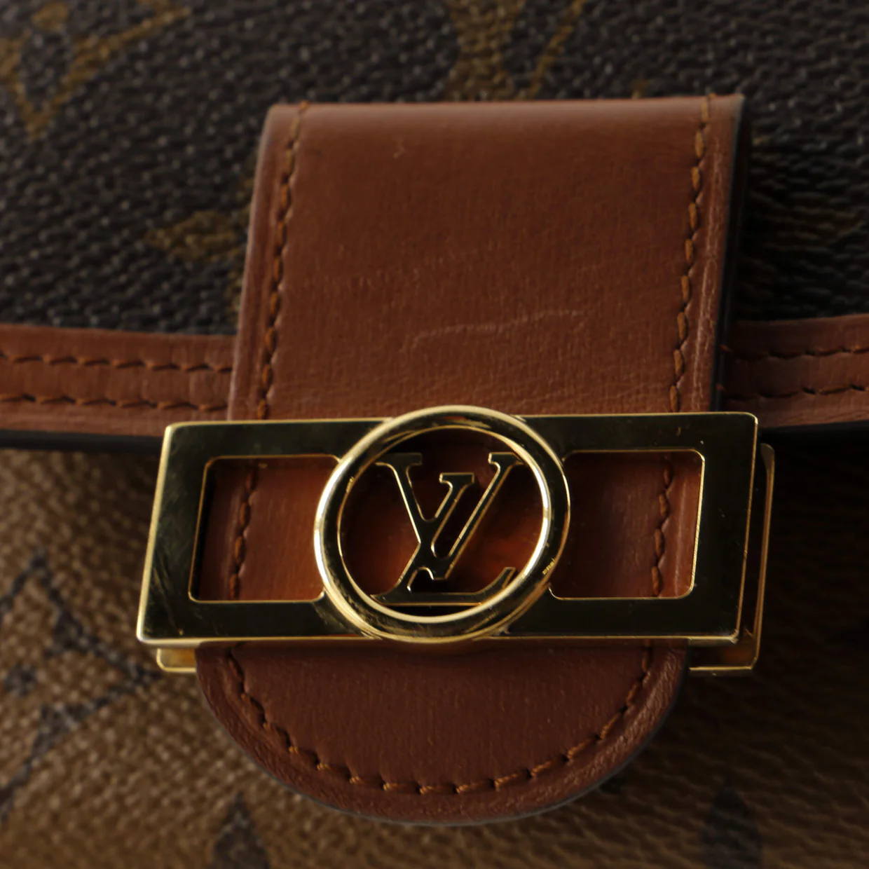Dauphine Wallet Reverse Monogram Canvas Compact - Deep Luxury