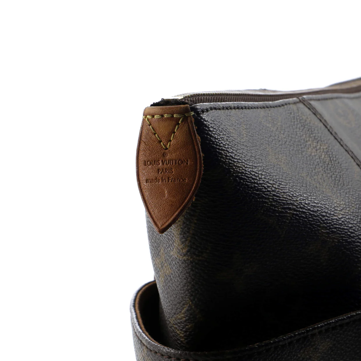 Totally Handbag Monogram Canvas MM - Deep Luxury