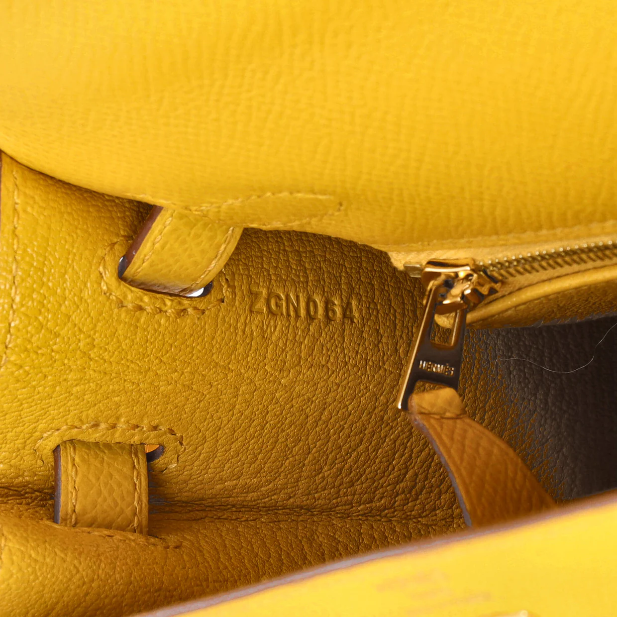 Kelly Handbag Jaune Ambre Epsom with Gold Hardware 25 - Deep Luxury