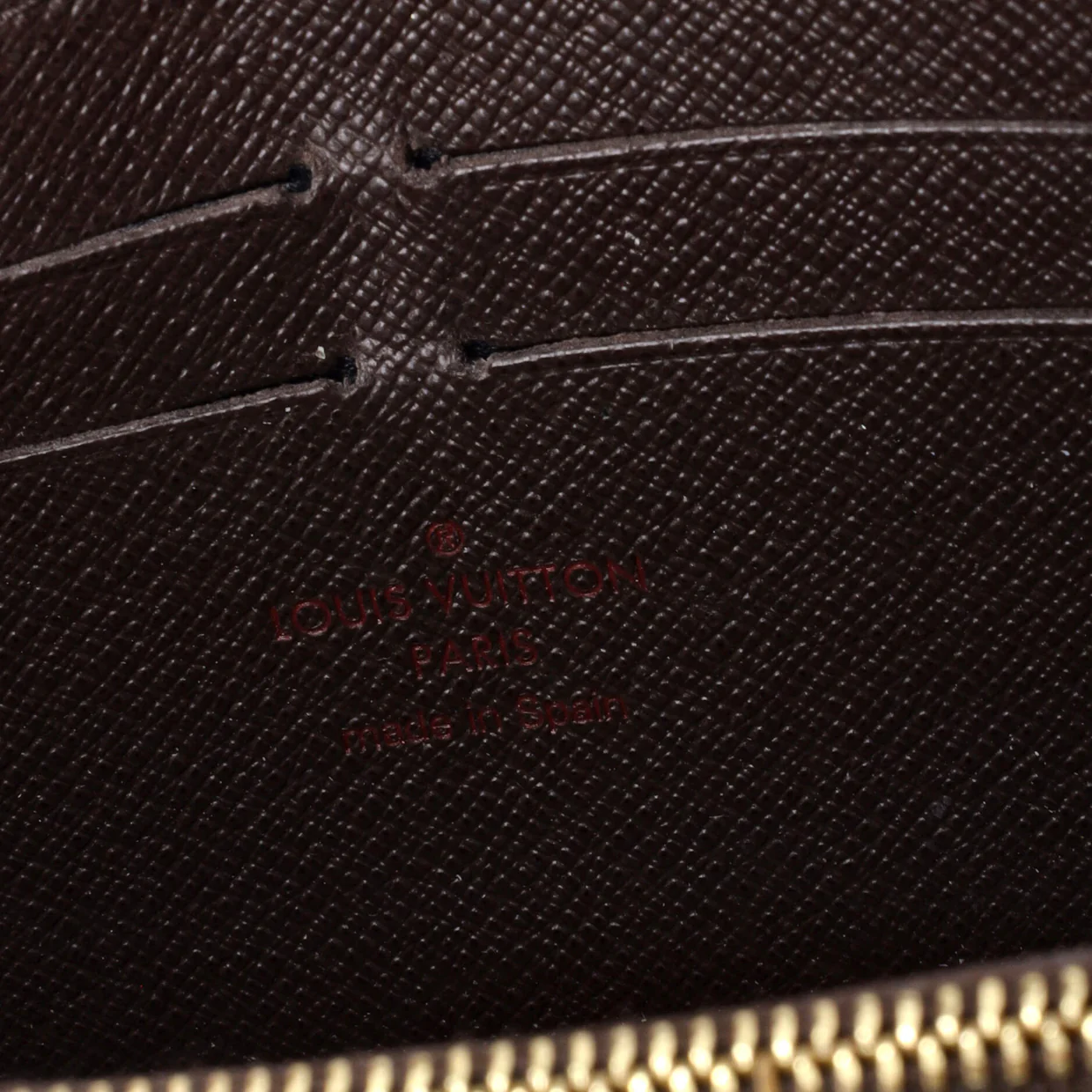 Zippy Organizer Damier - Deep Luxury