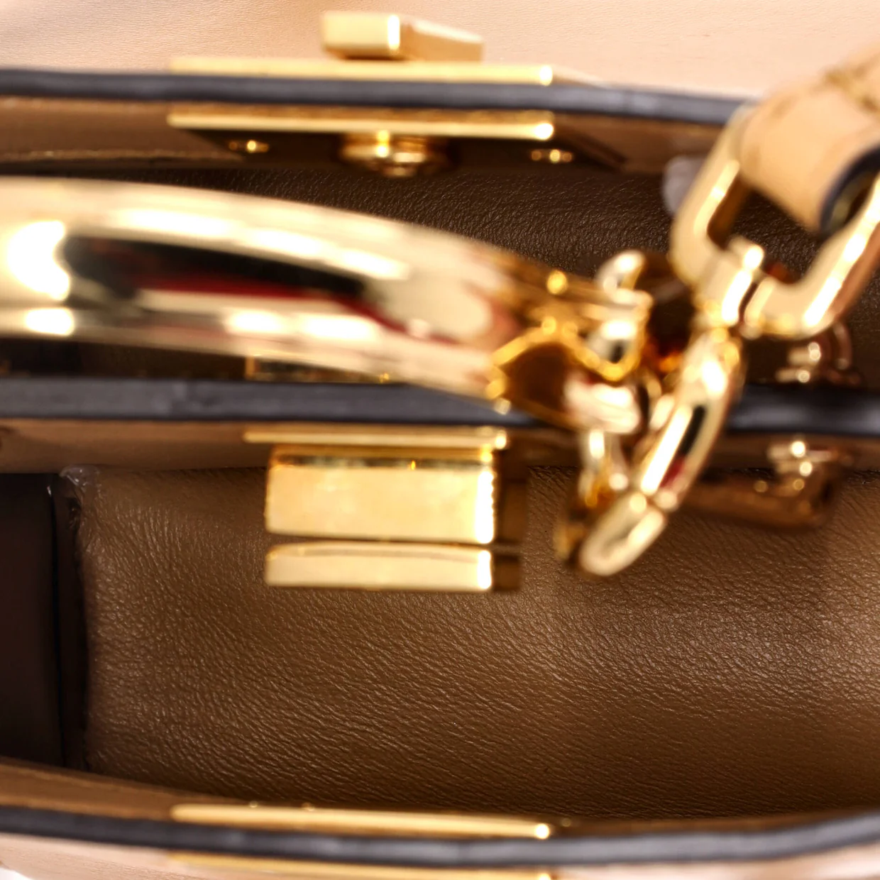 Maxi Handle Peekaboo Bag Leather Nano - Deep Luxury