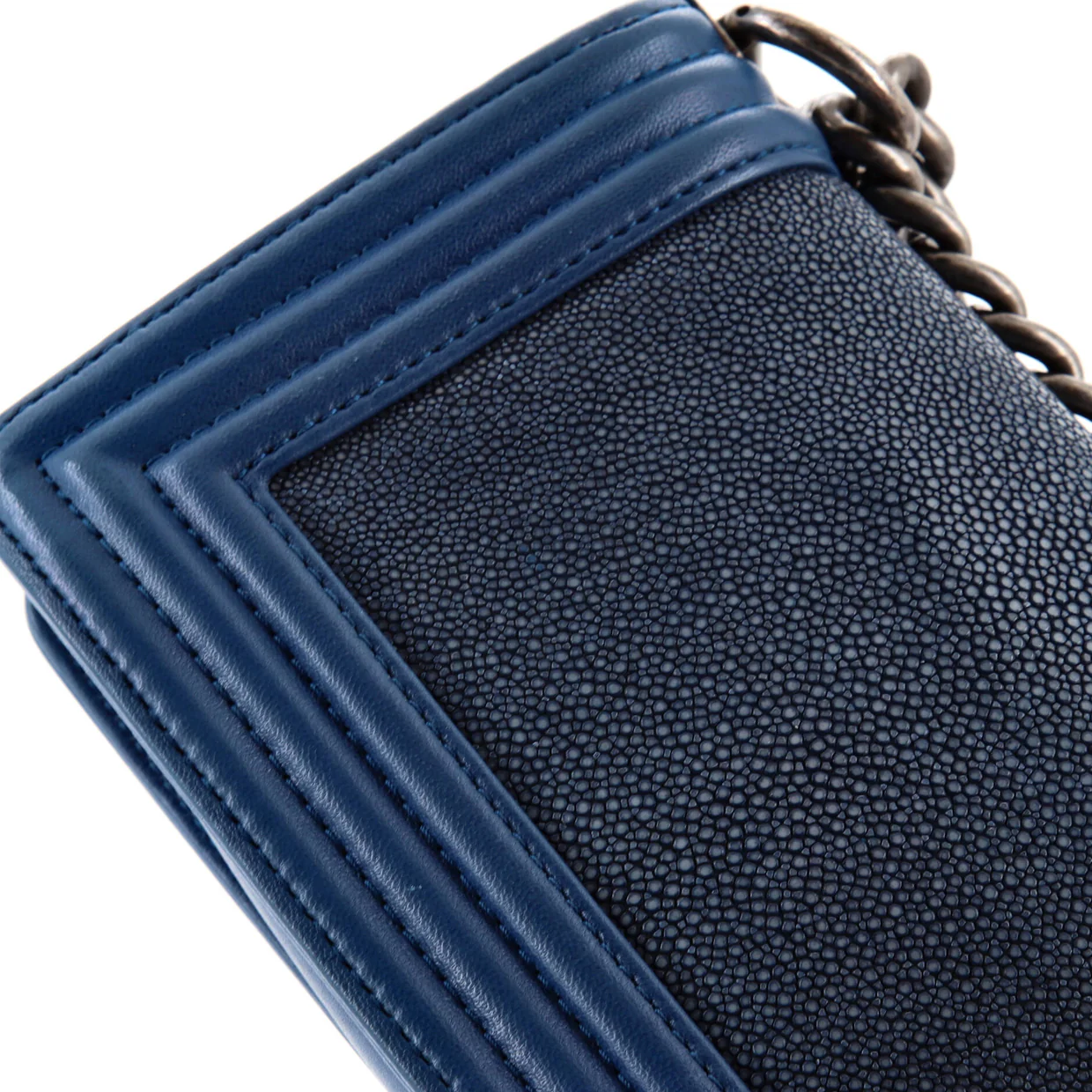 Boy Flap Bag Stingray Small - Deep Luxury