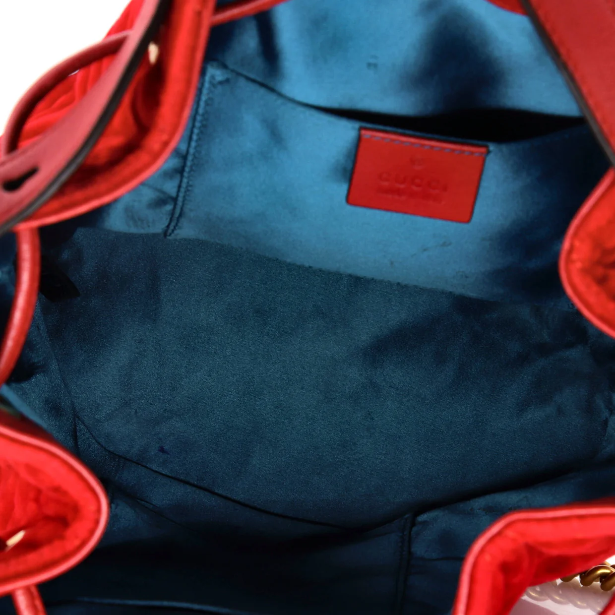 GG Marmont Bucket Bag Matelasse Velvet Small - Deep Luxury