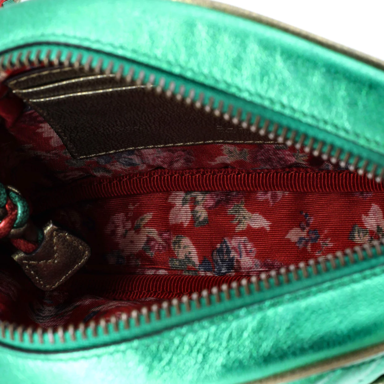 Trapuntata Camera Shoulder Bag Quilted Laminated Leather Mini - Deep Luxury