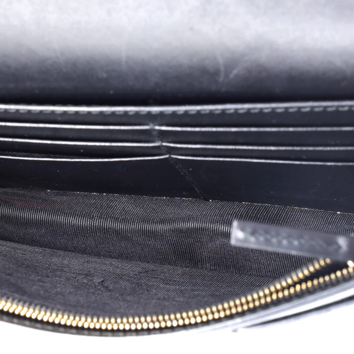 Signature Wallet on Chain Guccissima Leather - Deep Luxury