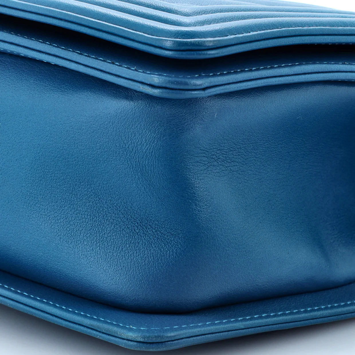 Boy Flap Bag Chevron Lambskin Old Medium - Deep Luxury