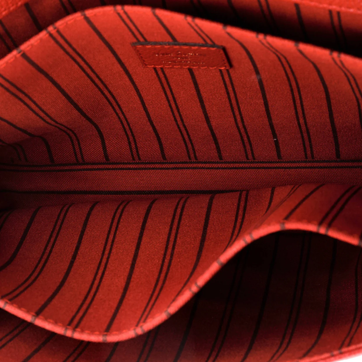 Pochette Metis Monogram Empreinte Leather - Deep Luxury