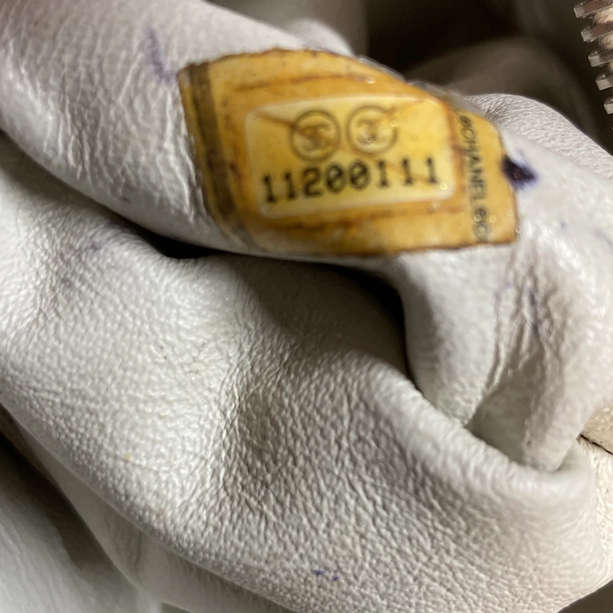 Medal Envelope Flap Bag Chevron Calfskin Small - Deep Luxury